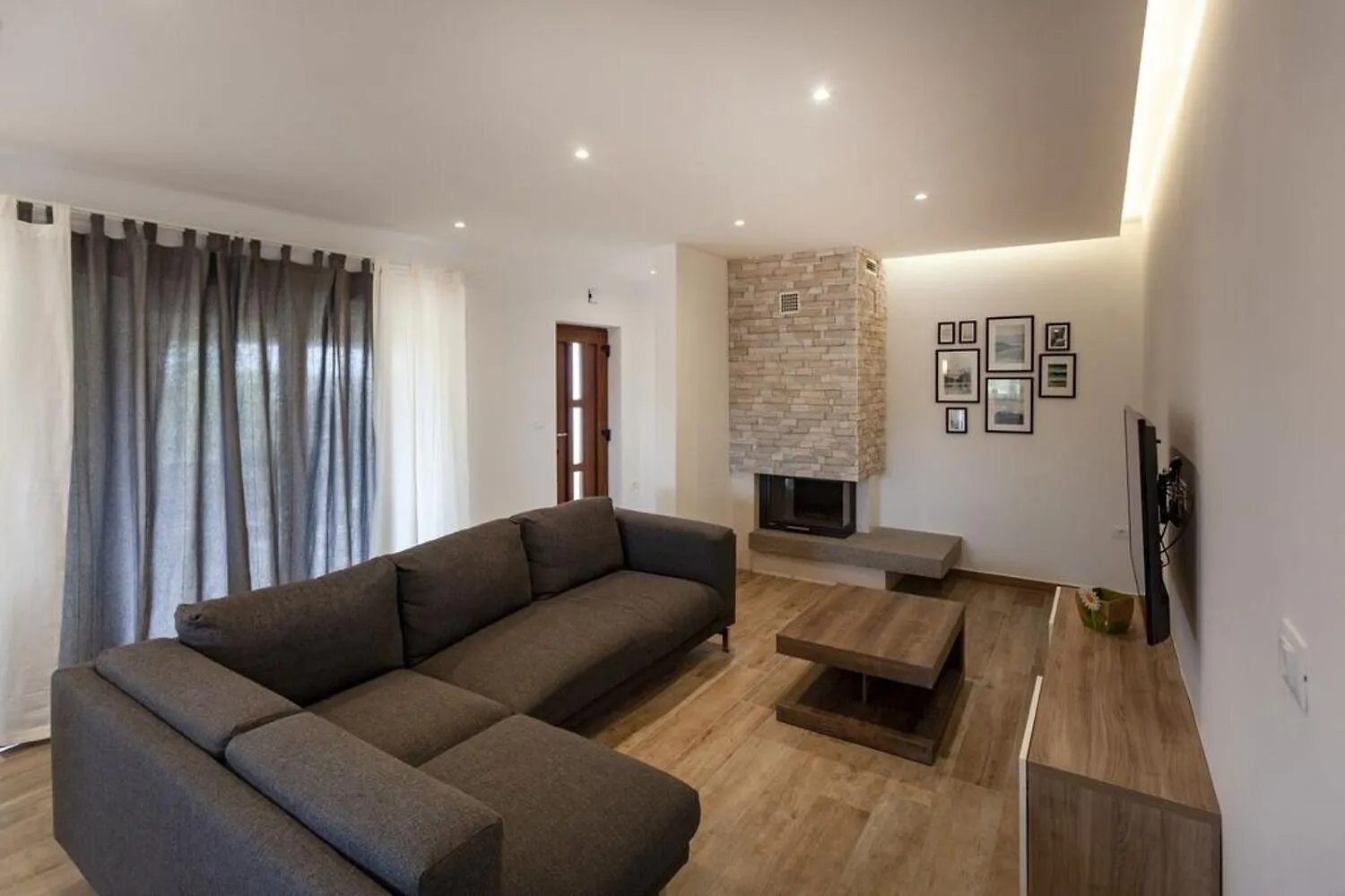 Apartment Roma - With Terrace Valbandon Chorvatsko