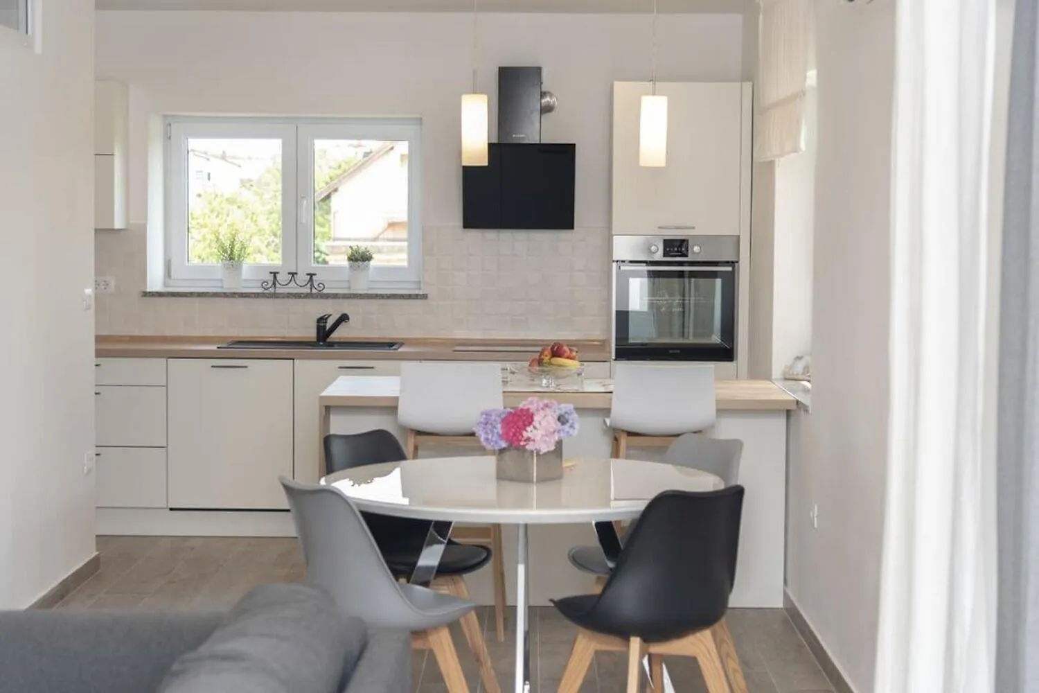 Apartment Roma - With Terrace Valbandon