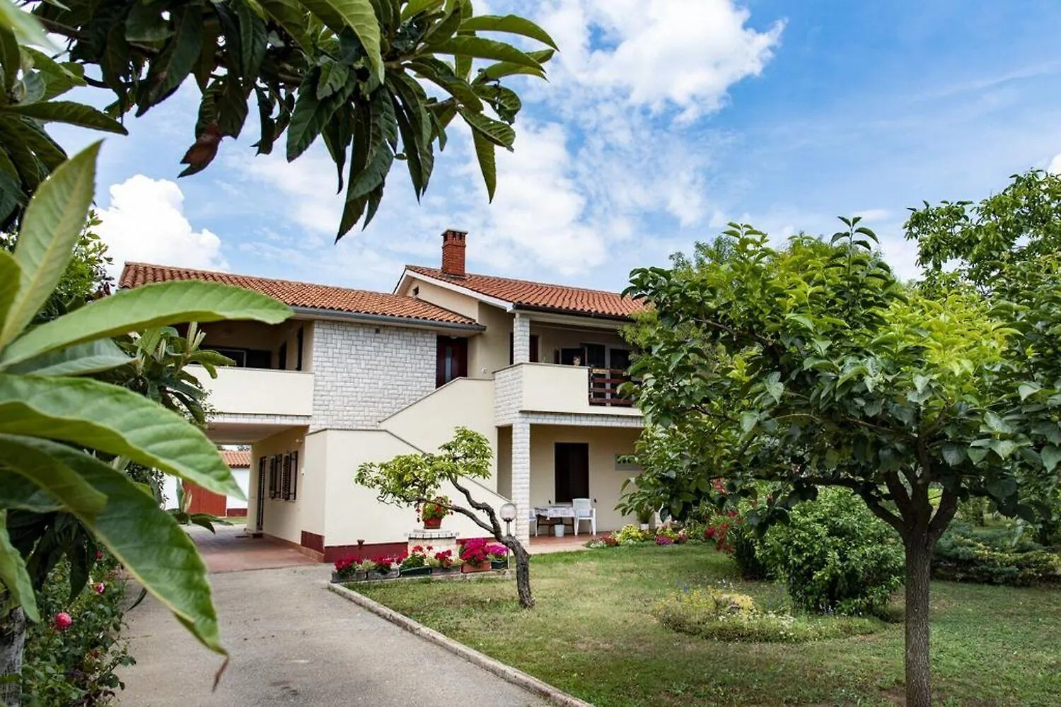 Apartment Roma - With Terrace Valbandon